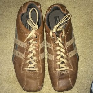 Skechers Casual Shoes (Brand New Condition)